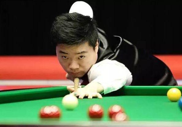 期在中场轮 期在中场轮